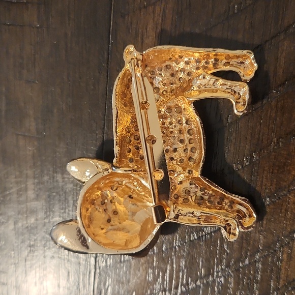 Bulldog Brooch - Picture 2 of 4